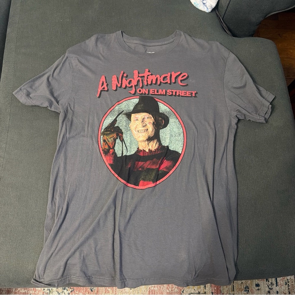 Gray A Nightmare on Elm Street T-Shirt Large Freddy